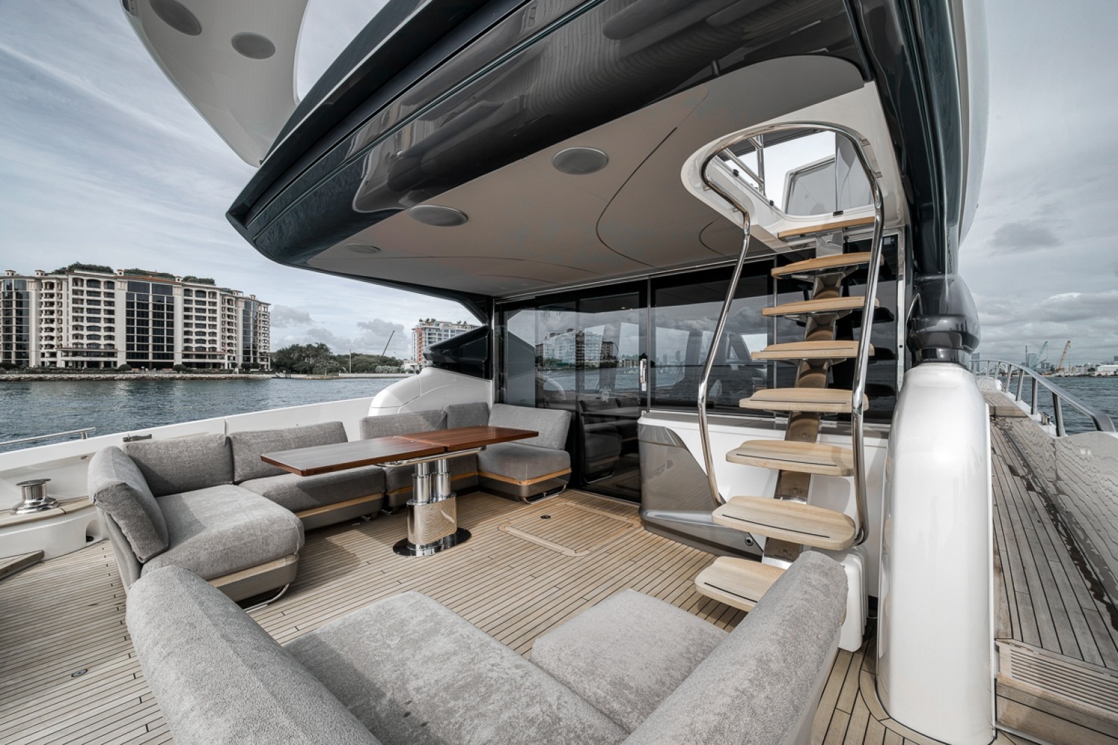 2022 Princess S78