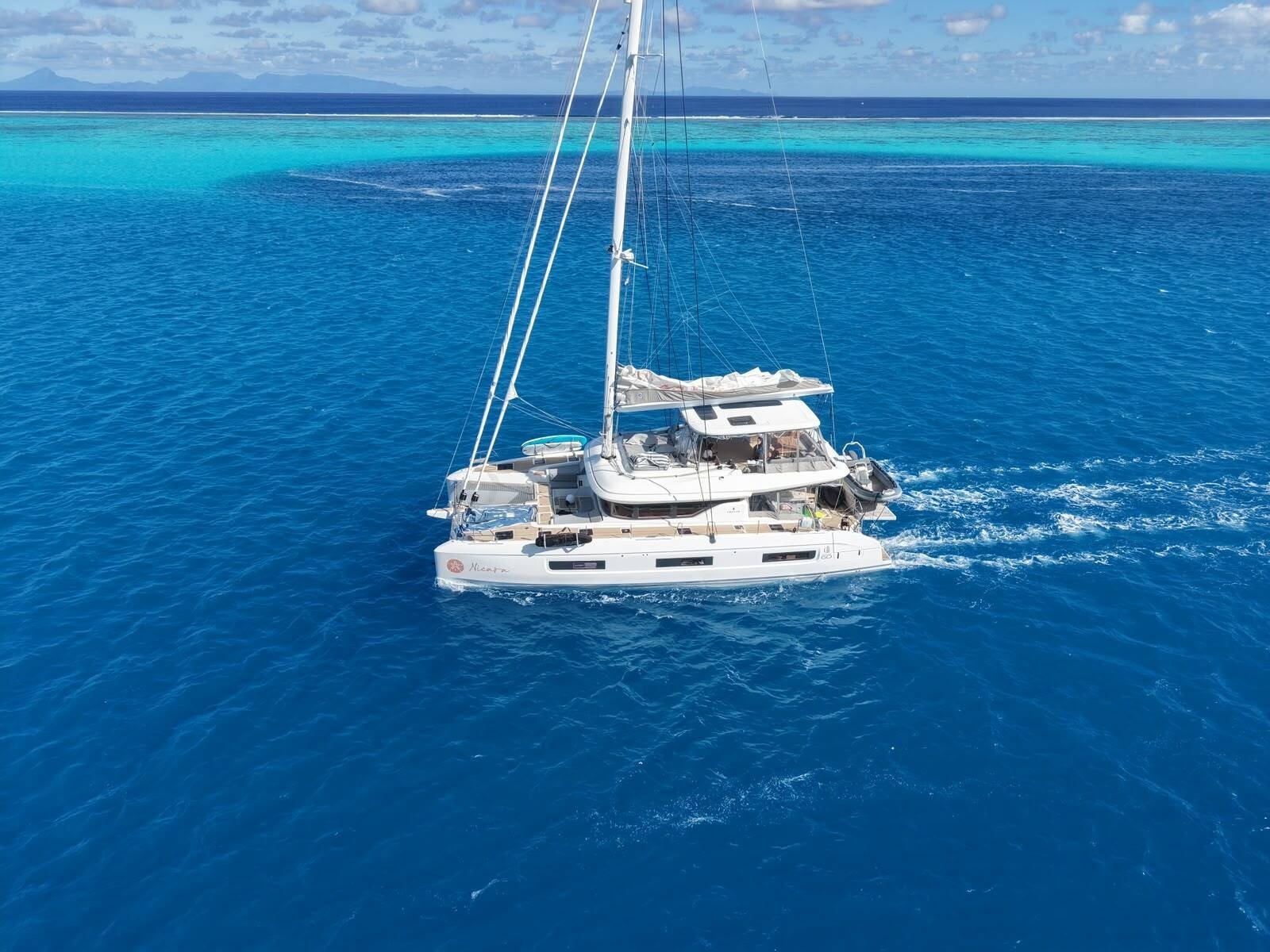2025 Lagoon 60