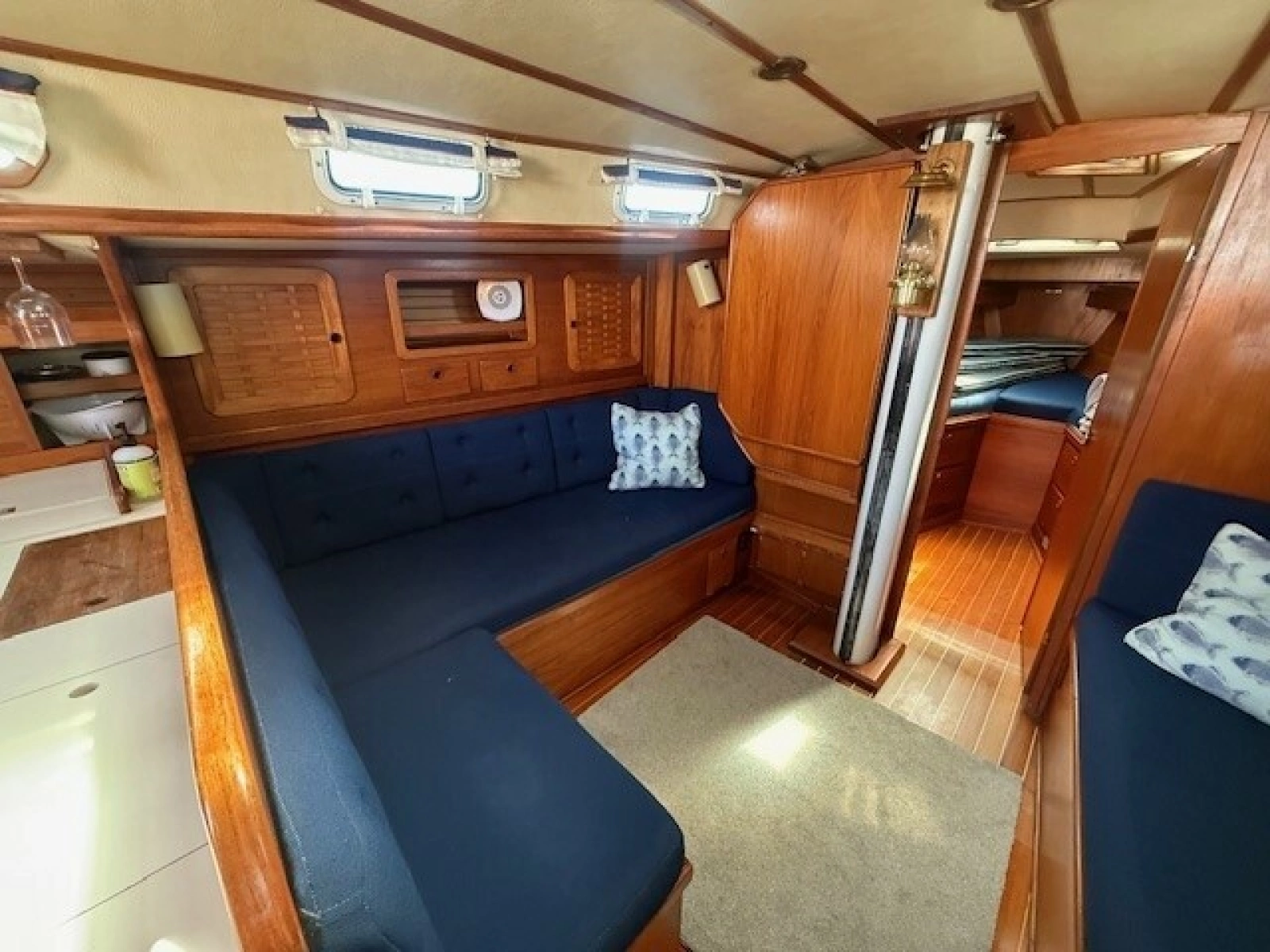 1988 Sabre 42 CN Sloop