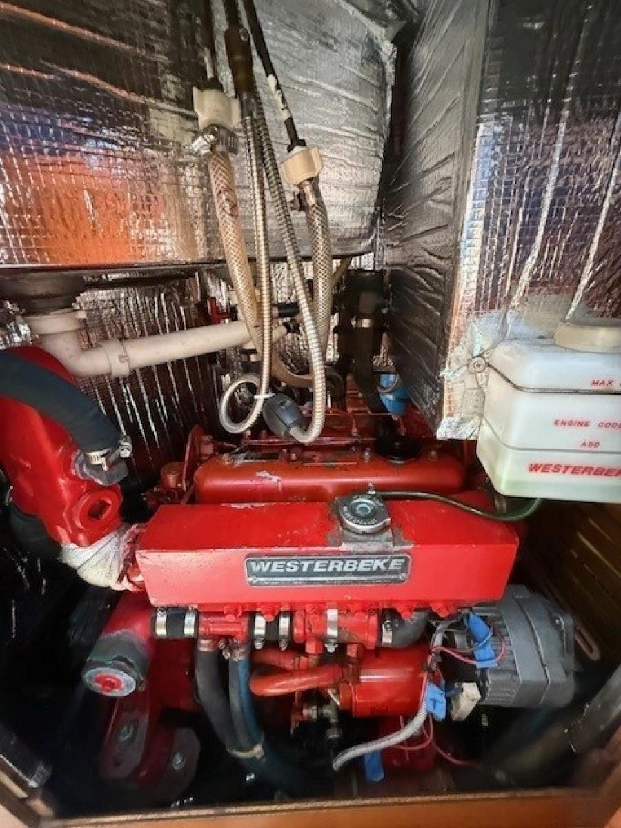 1988 Sabre 42 CN Sloop