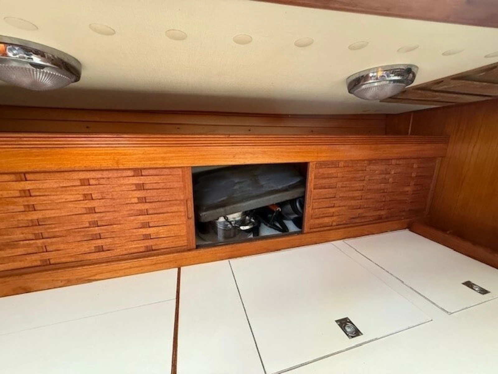 1988 Sabre 42 CN Sloop