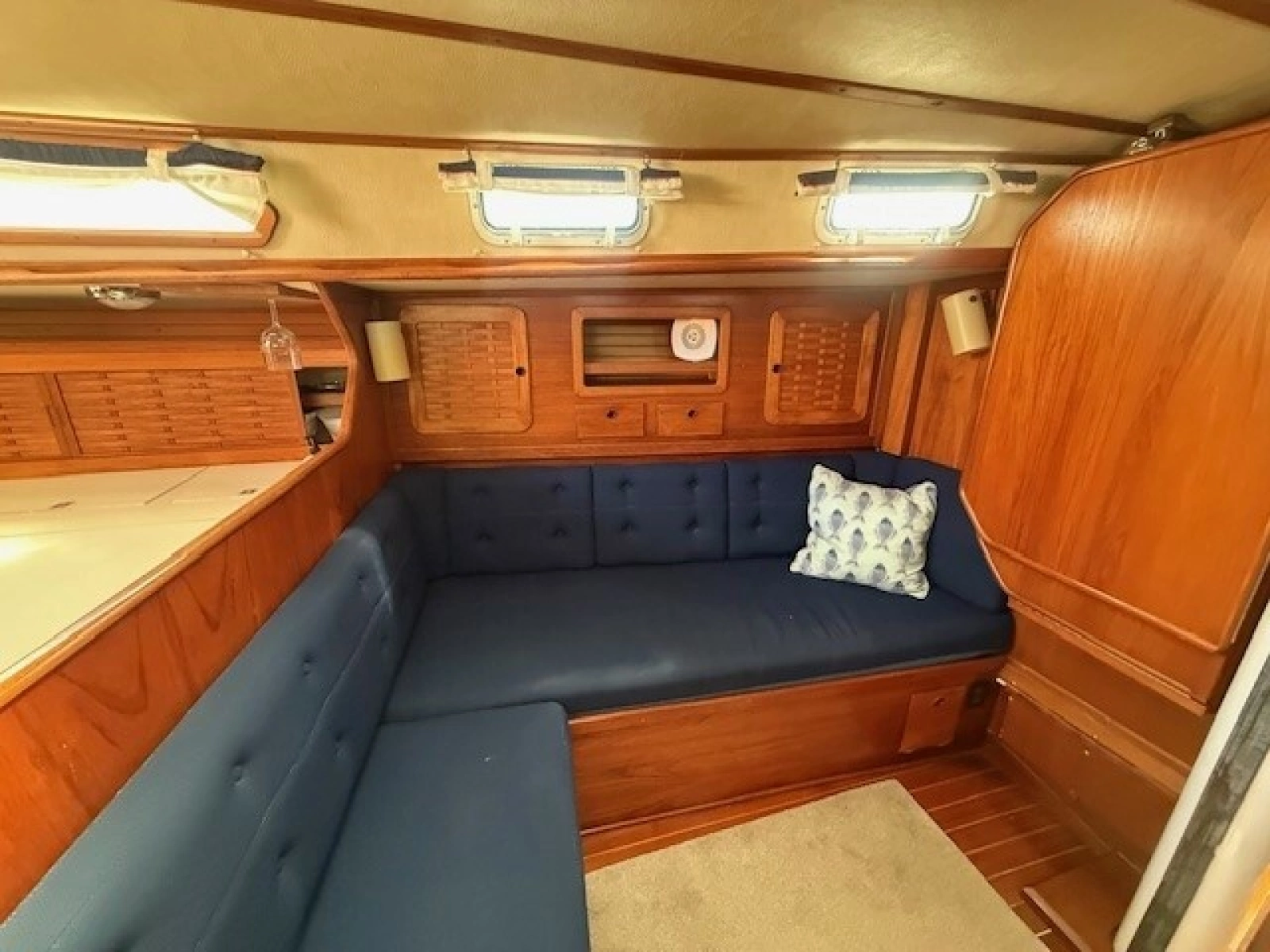 1988 Sabre 42 CN Sloop