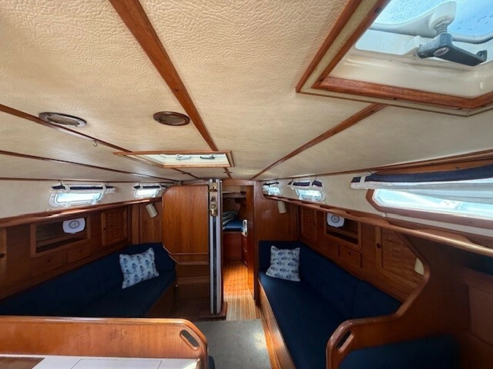 1988 Sabre 42 CN Sloop