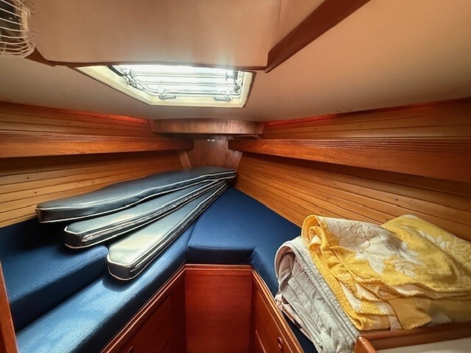 1988 Sabre 42 CN Sloop