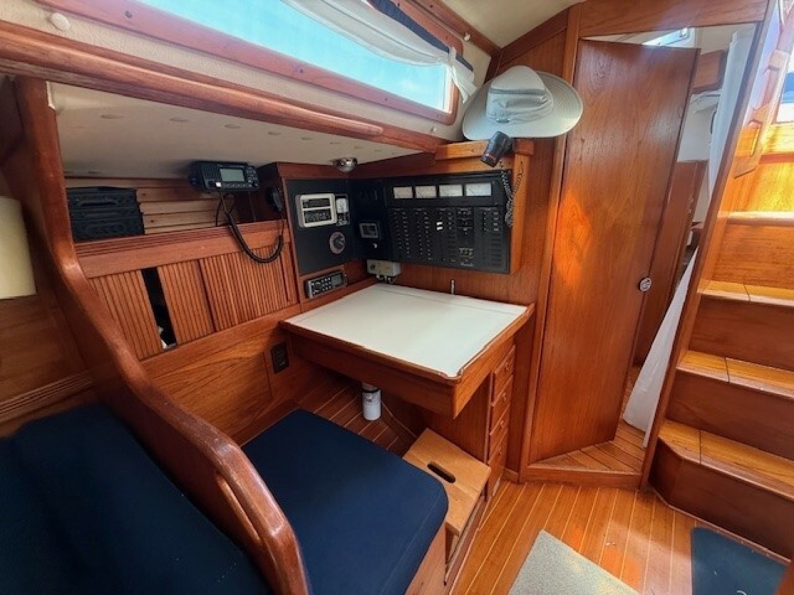 1988 Sabre 42 CN Sloop