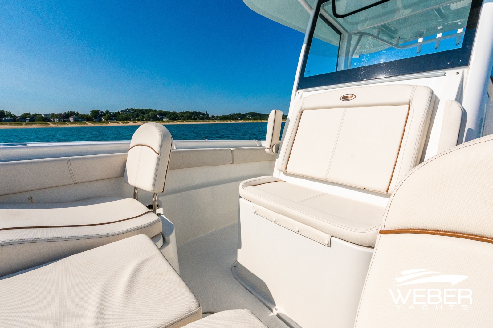 2022 Sea Hunt 305 Ultra SE