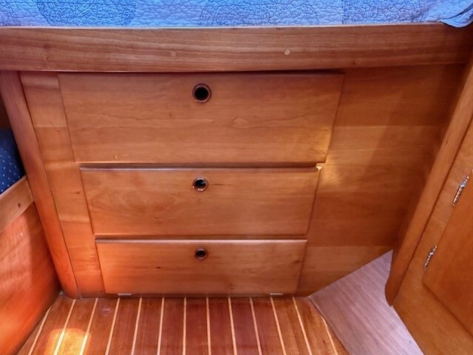 1998 Sabre 402