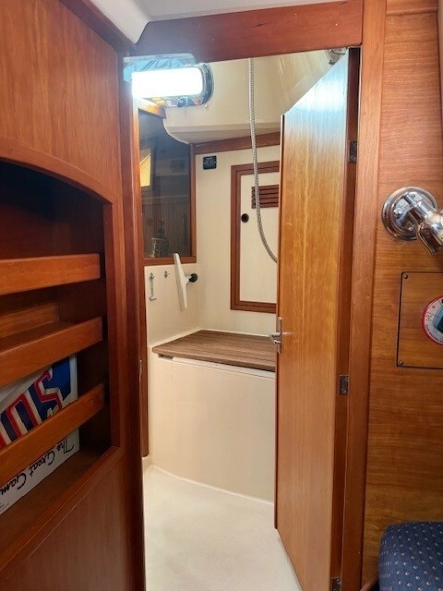 1998 Sabre 402