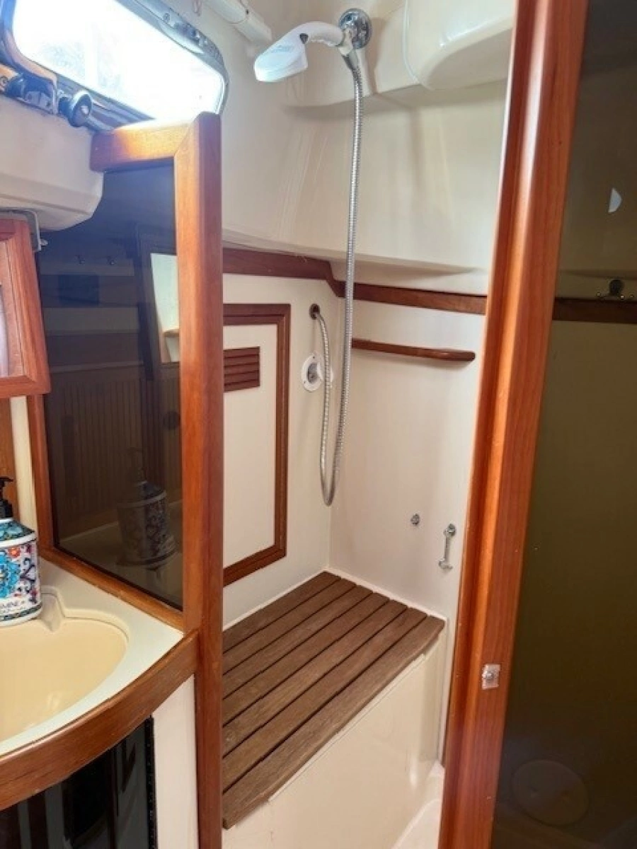 1998 Sabre 402