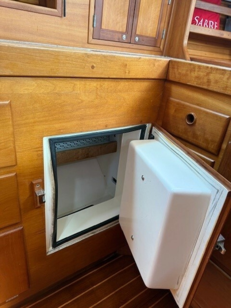 1998 Sabre 402