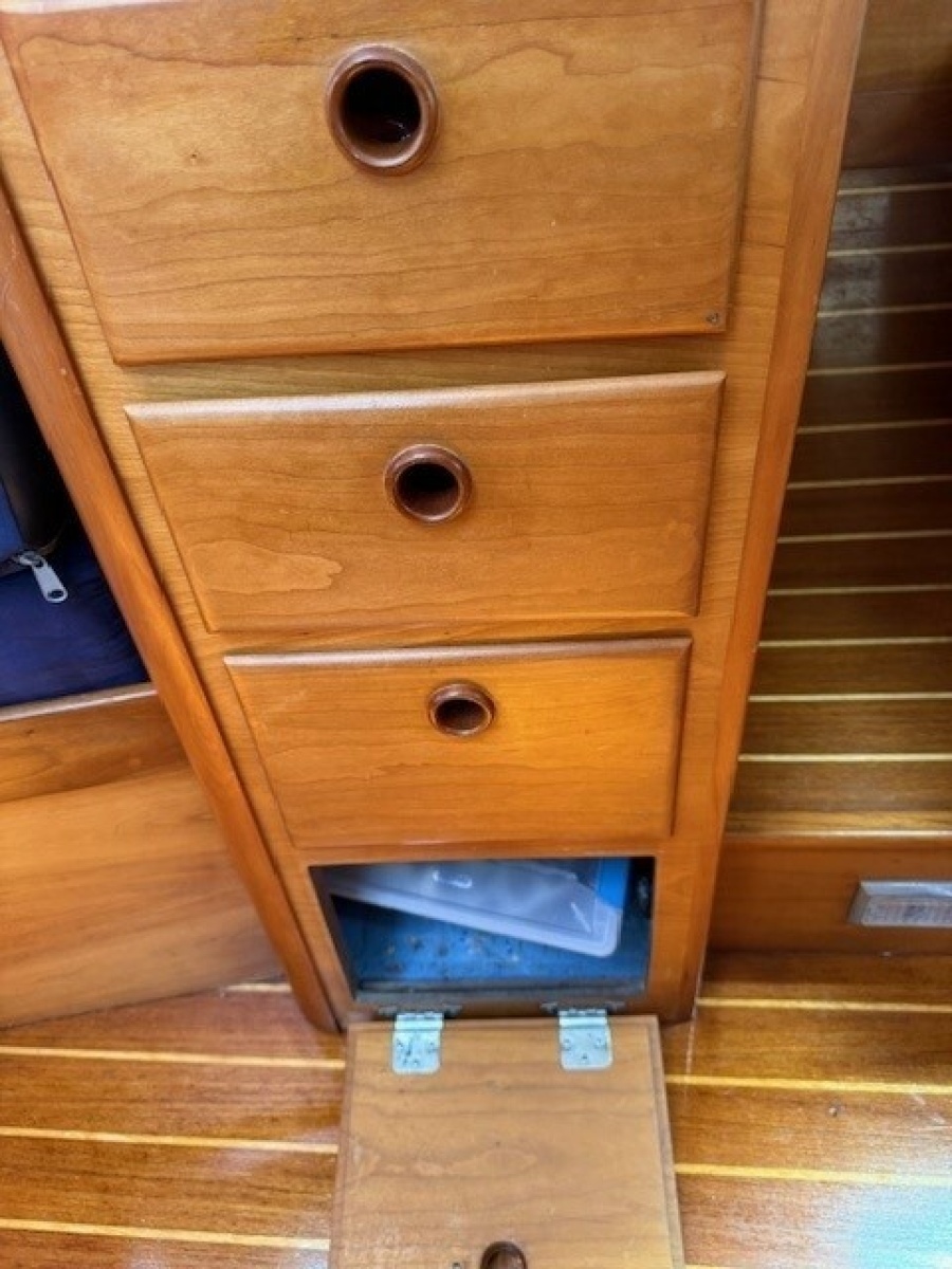 1998 Sabre 402