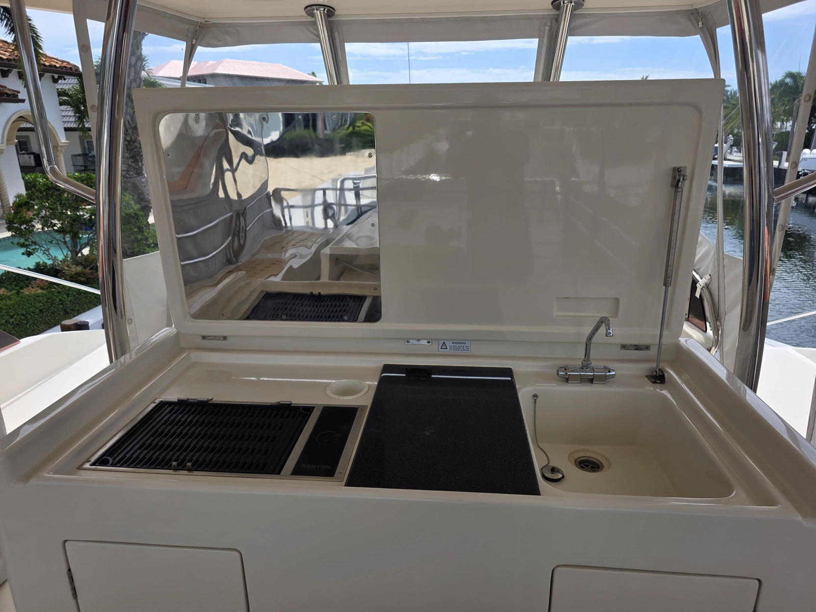 2016 Aquila 48