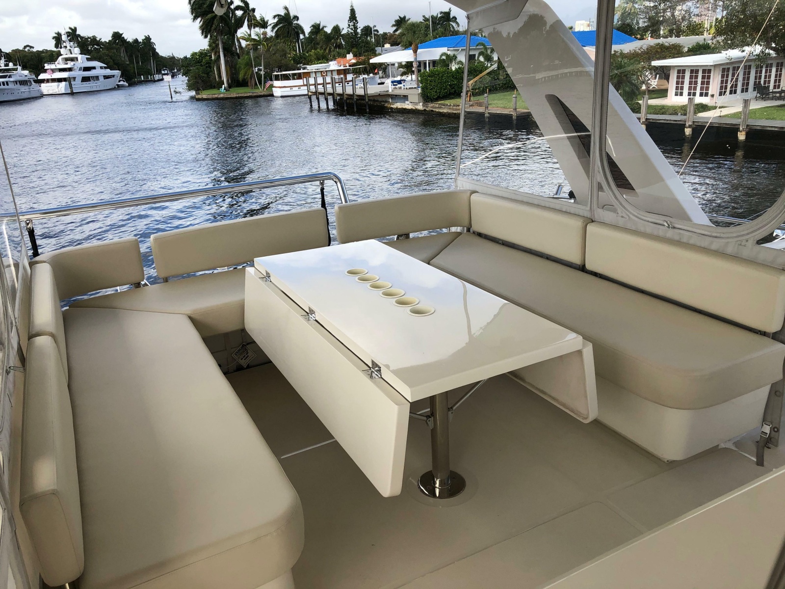 2016 Aquila 48
