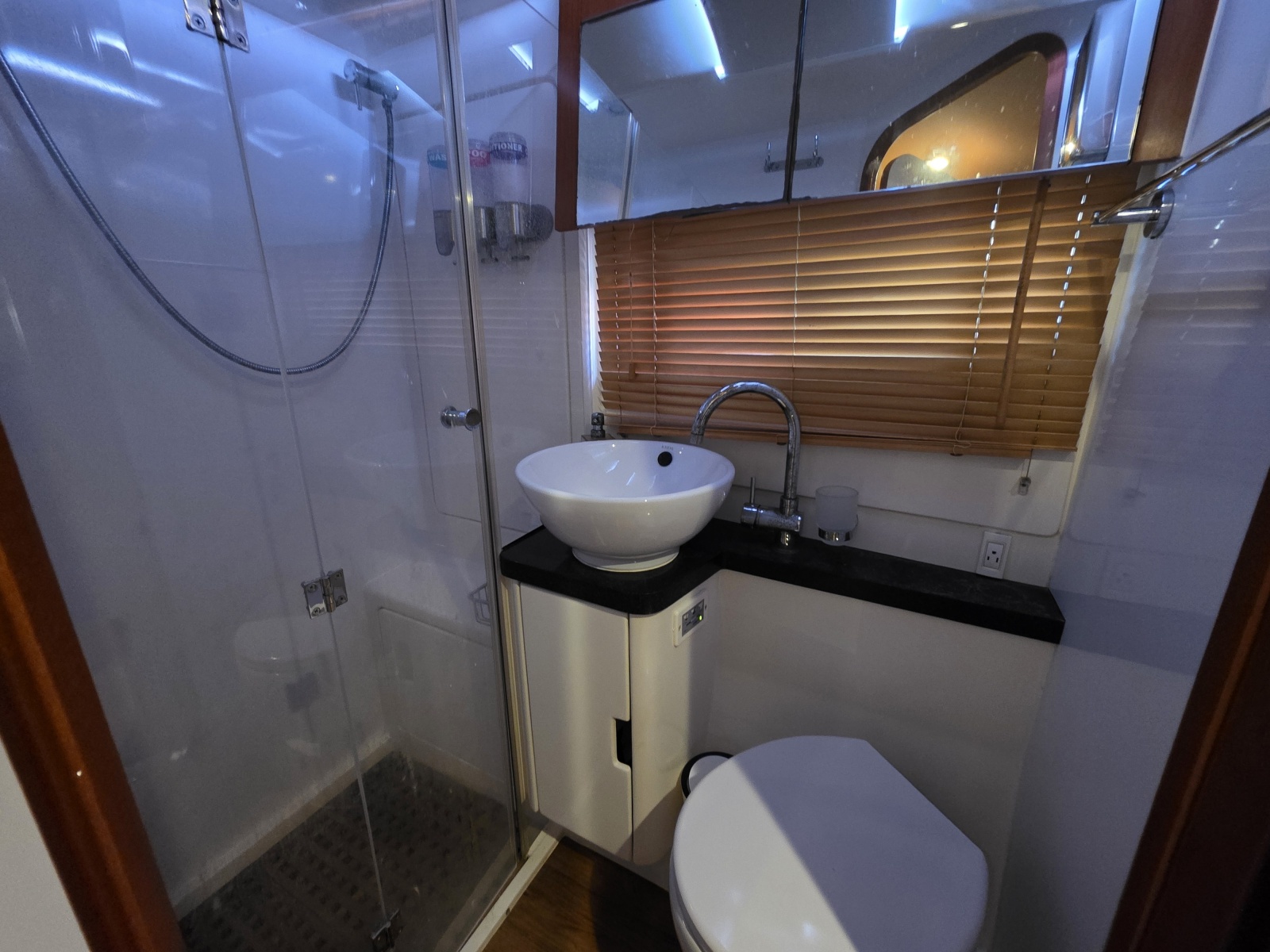 2016 Aquila 48