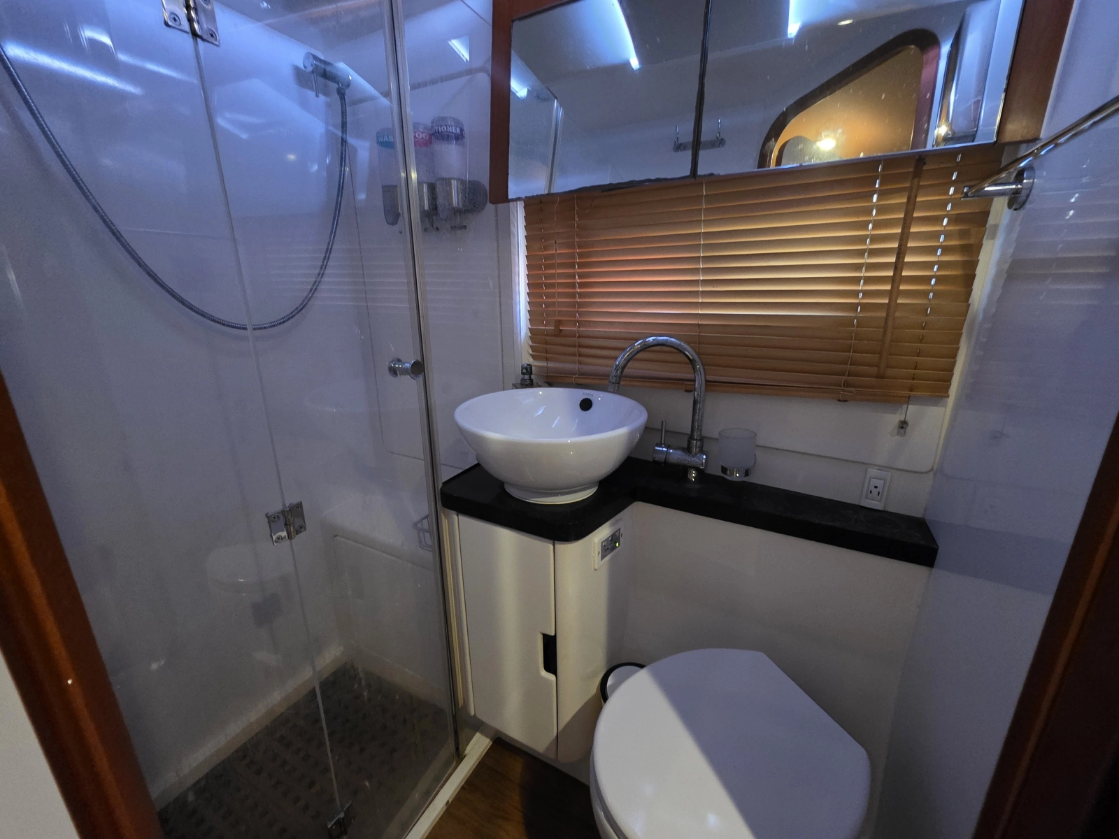 2016 Aquila 48
