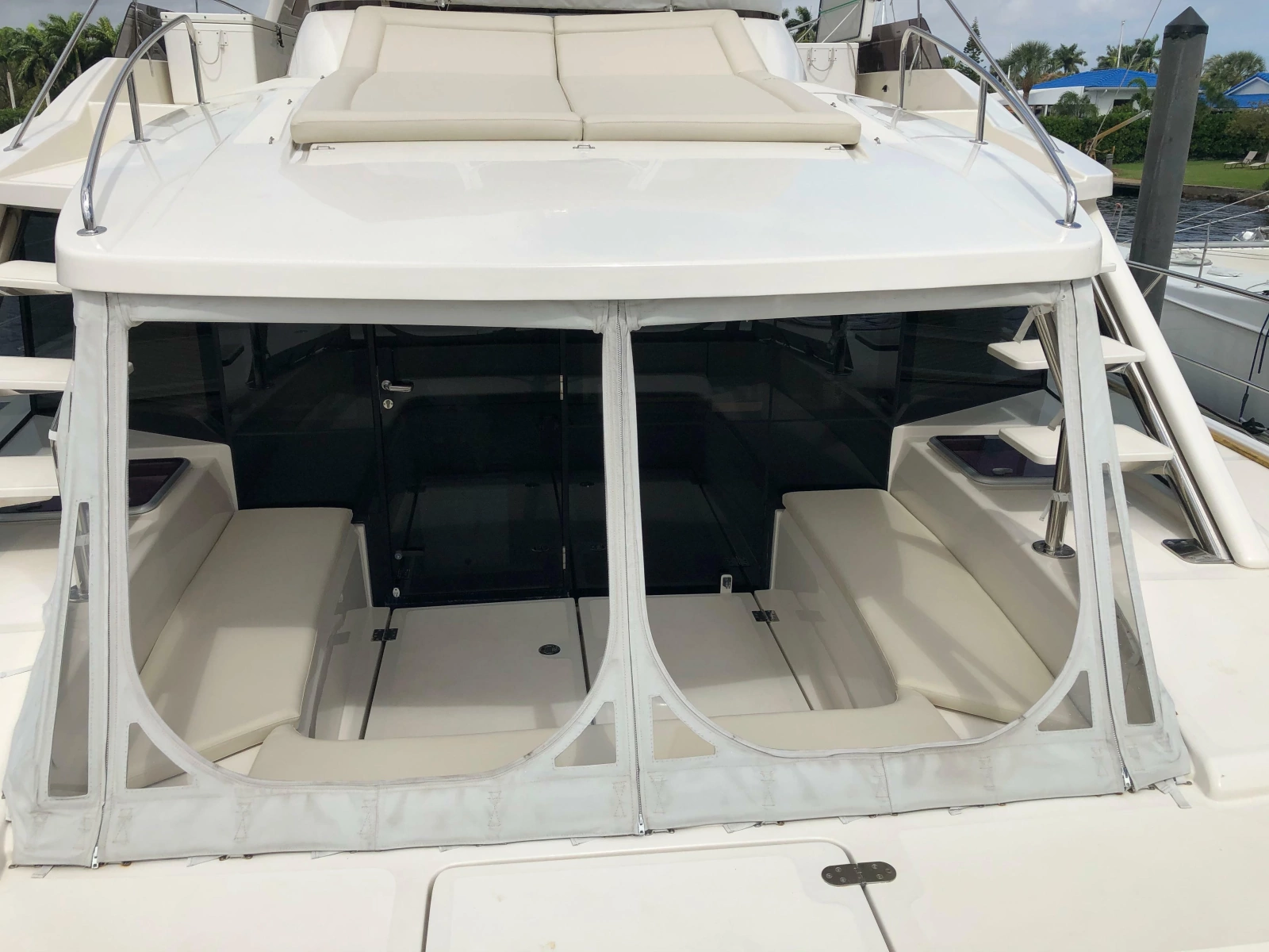 2016 Aquila 48