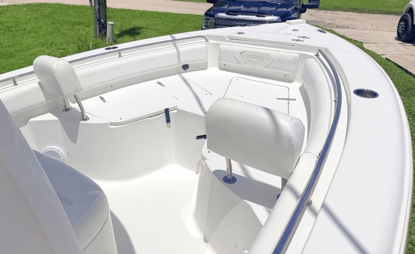2017 Sea Hunt Ultra 229