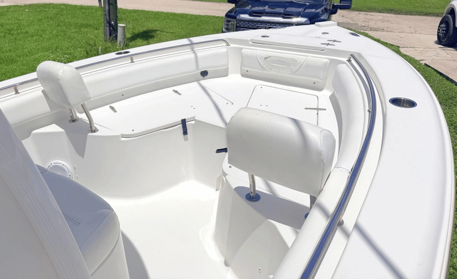 2017 Sea Hunt Ultra 229