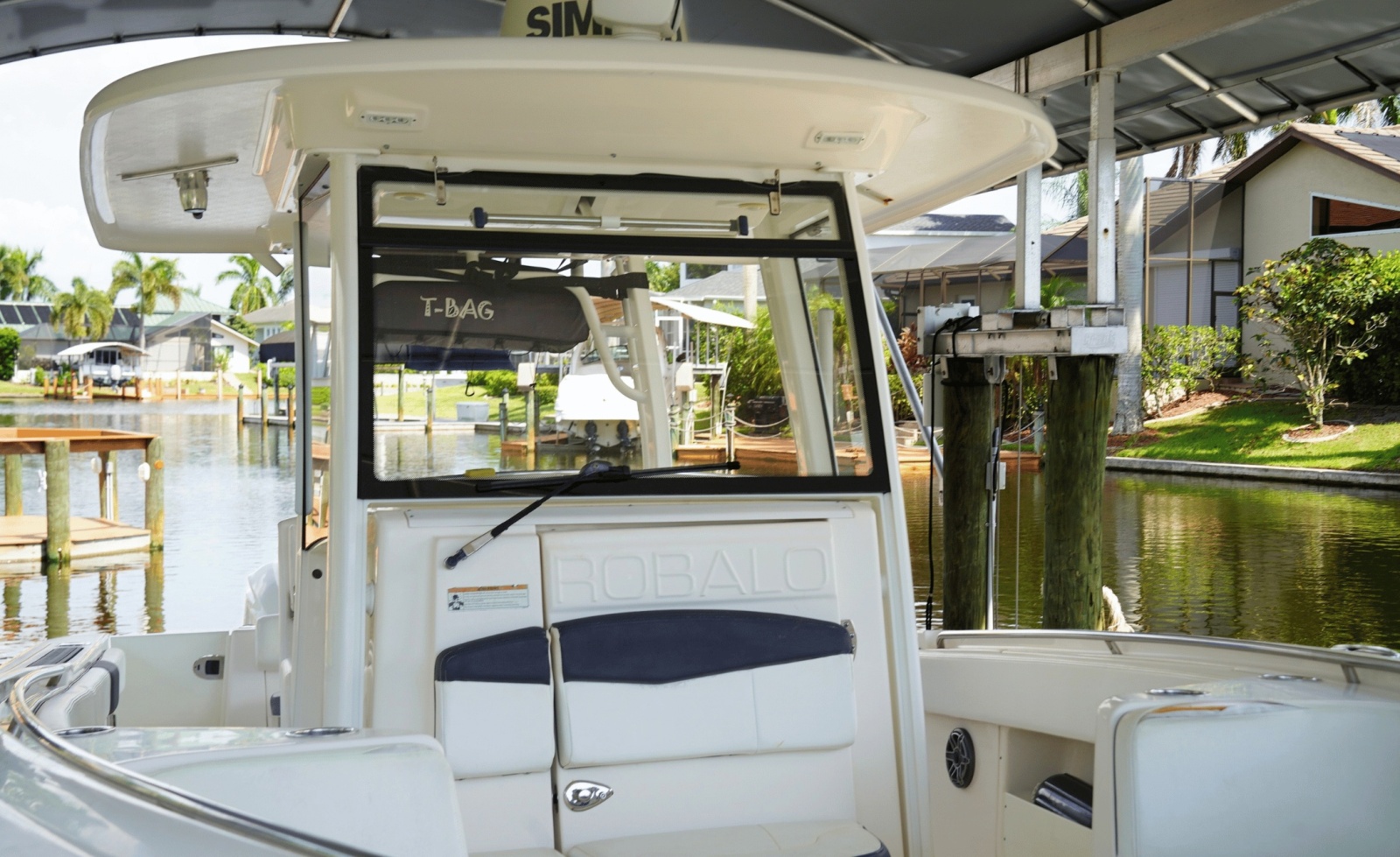 2020 Robalo 302