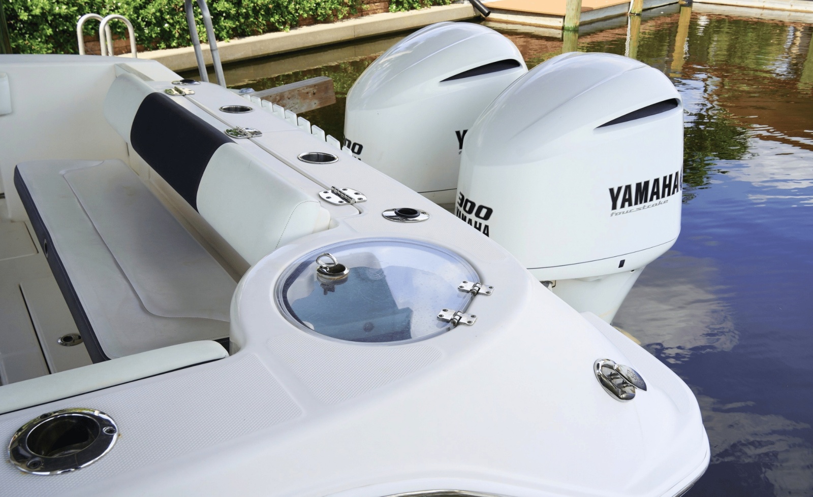 2020 Robalo 302