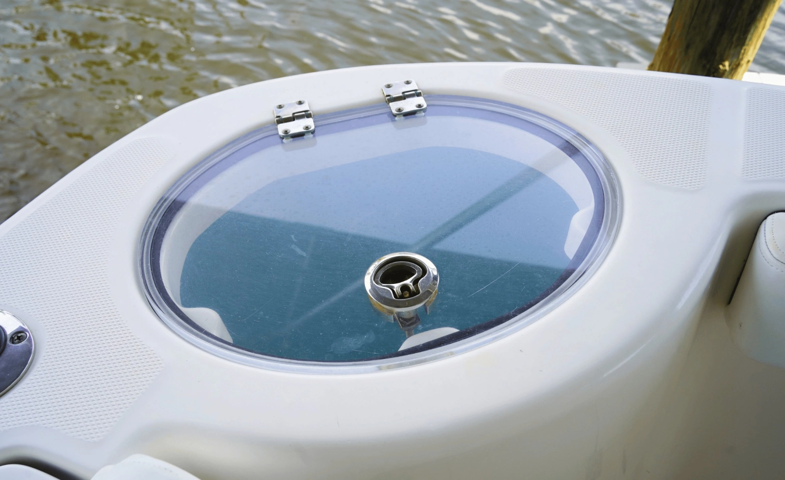 2020 Robalo 302