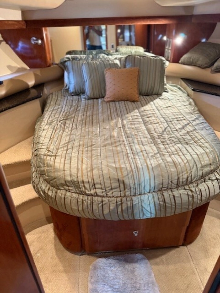 2007 Meridian 408 Aft Cabin