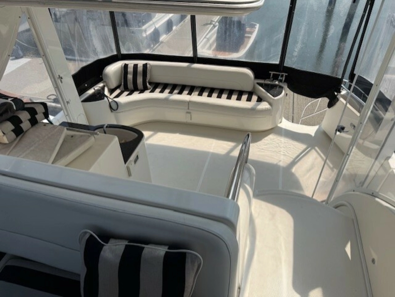 2007 Meridian 408 Aft Cabin