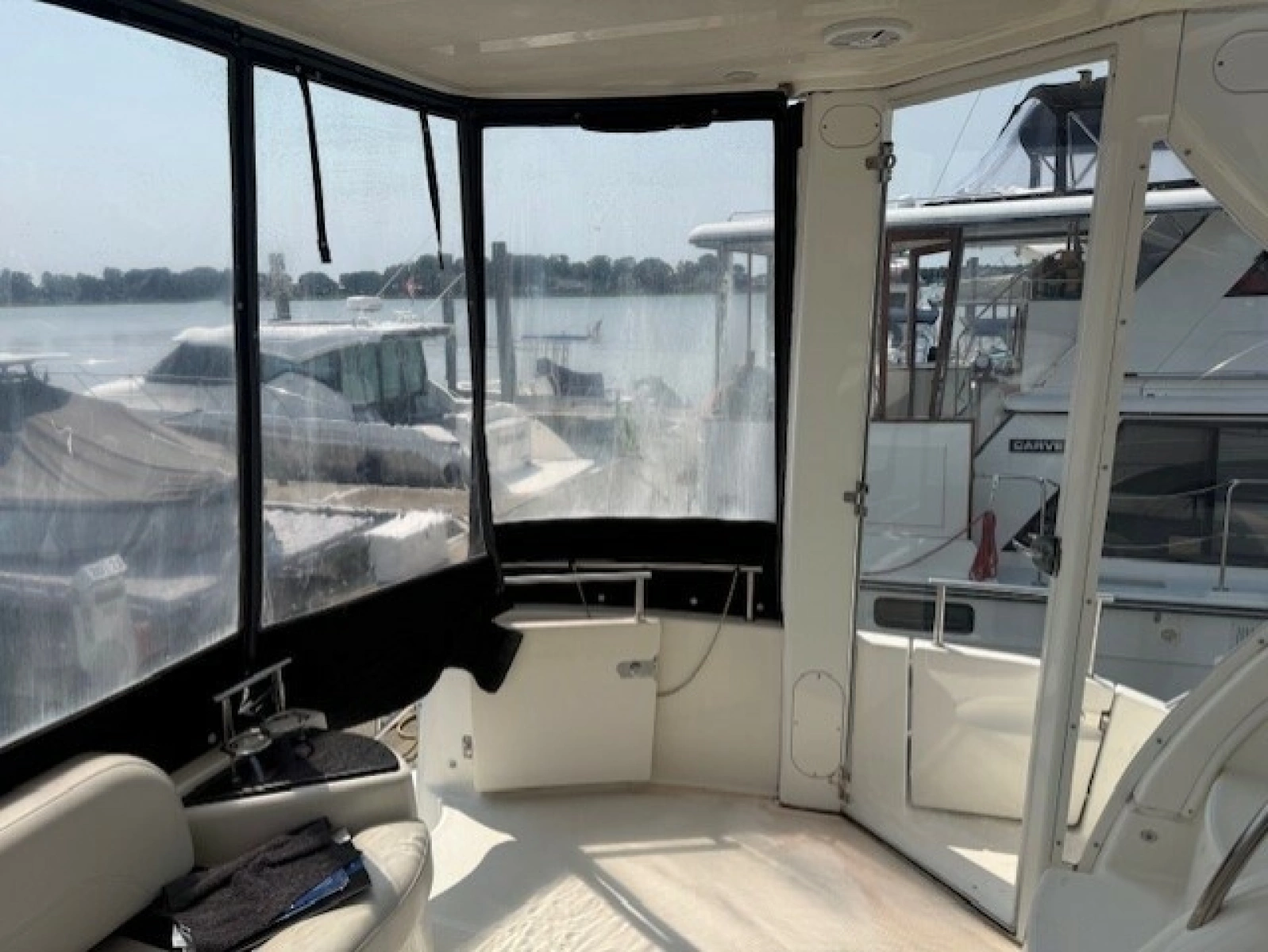 2007 Meridian 408 Aft Cabin