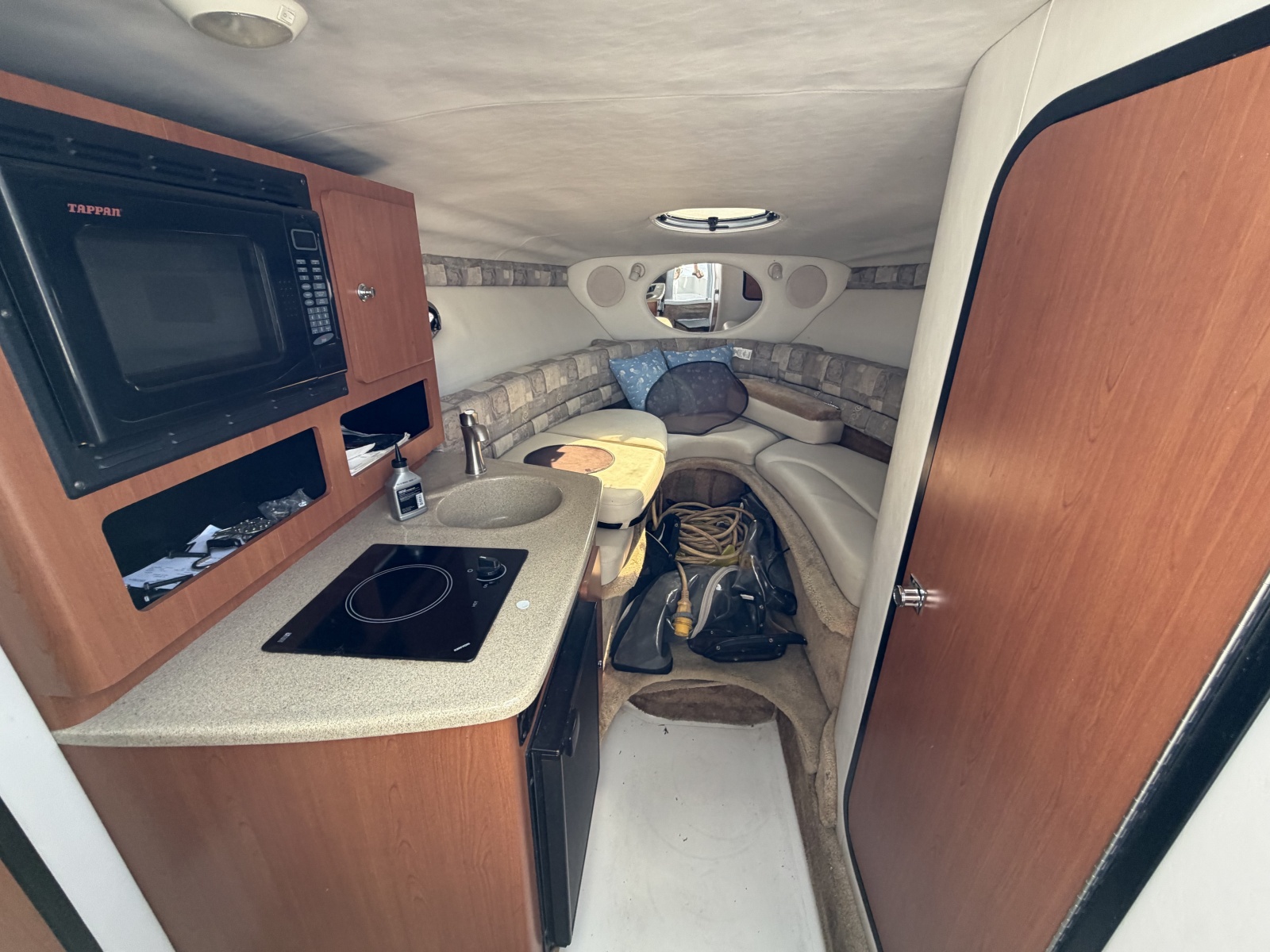 2005 Crownline 250 CR