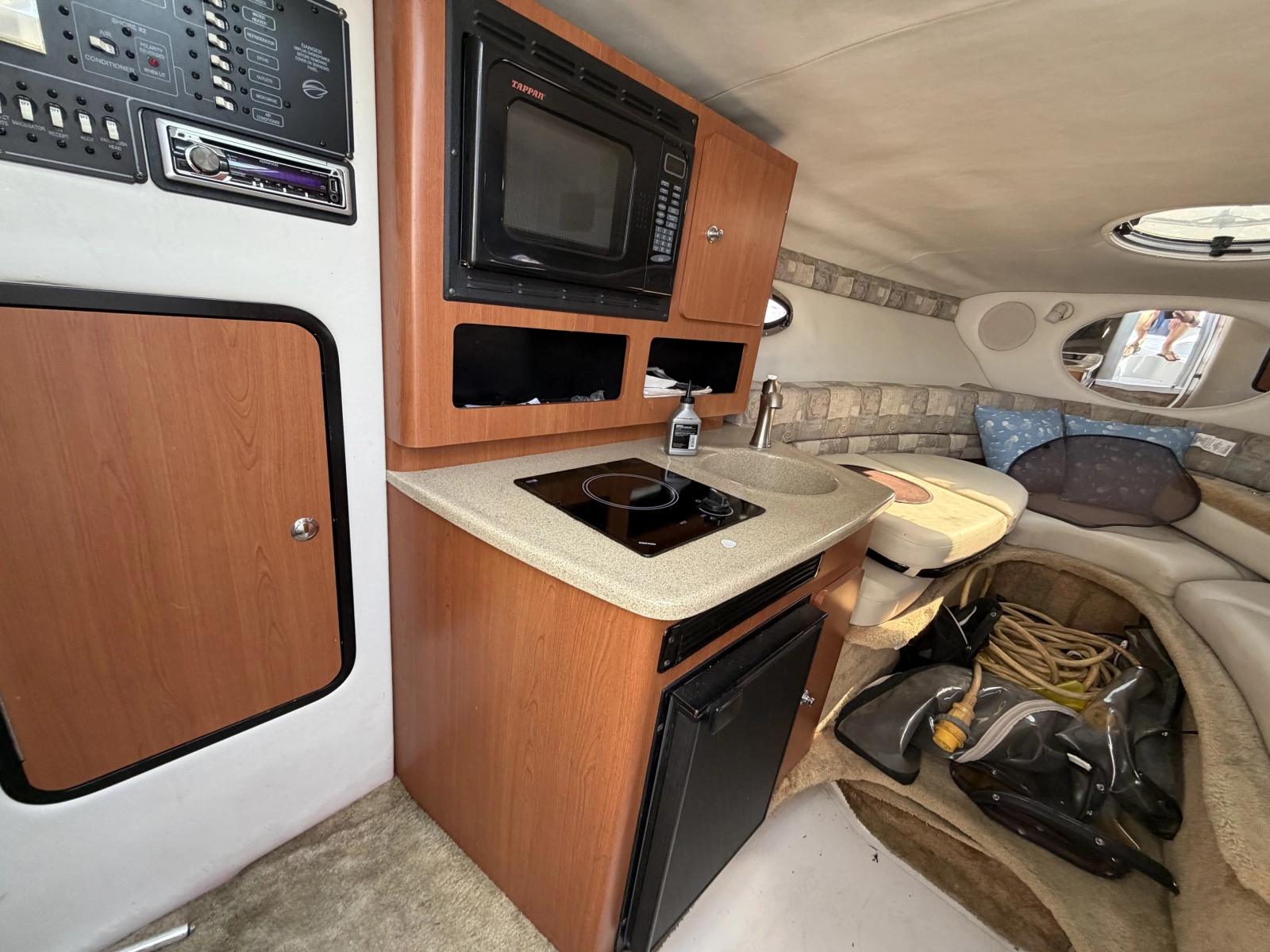 2005 Crownline 250 CR