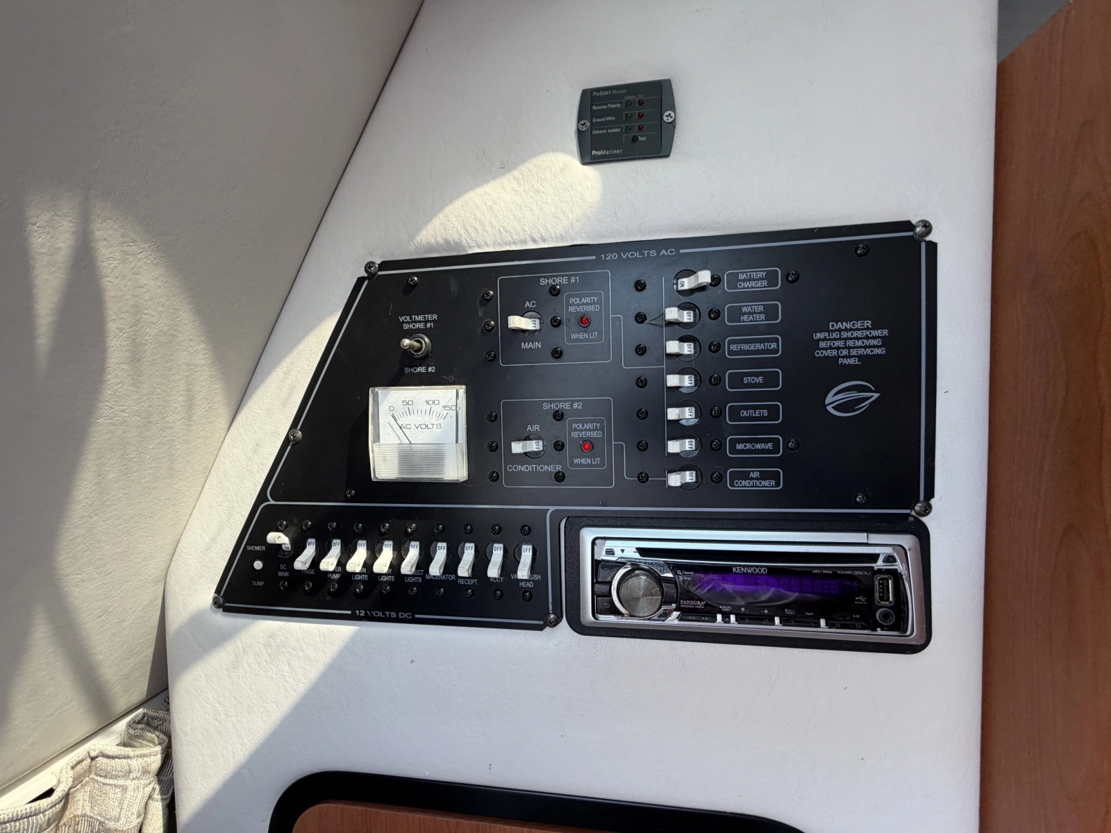 2005 Crownline 250 CR
