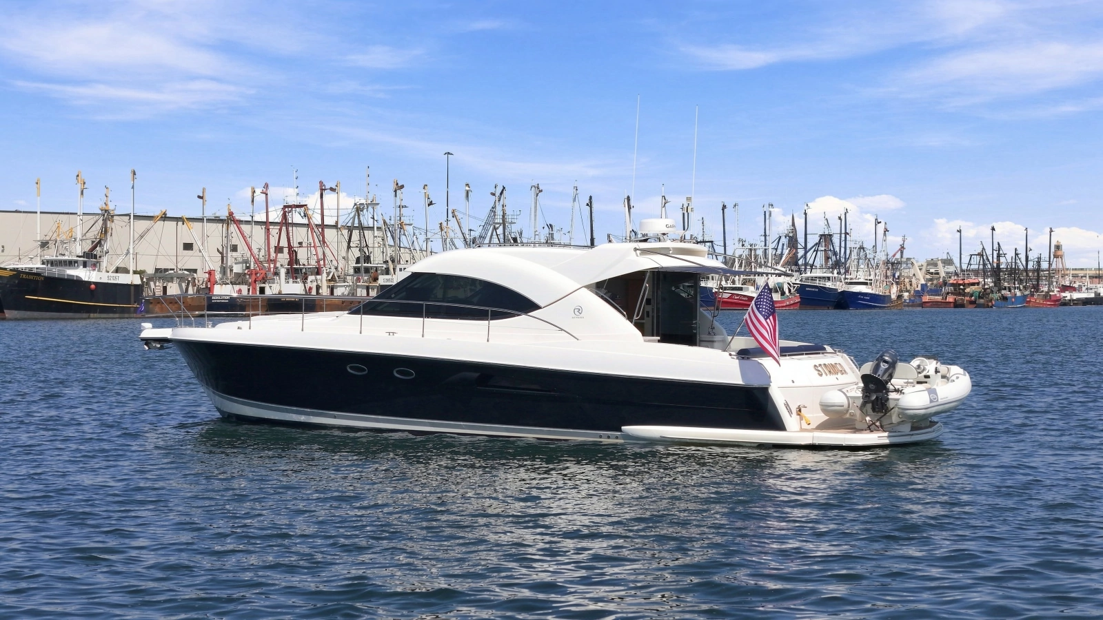 2009 Riviera 4700 Sport Yacht