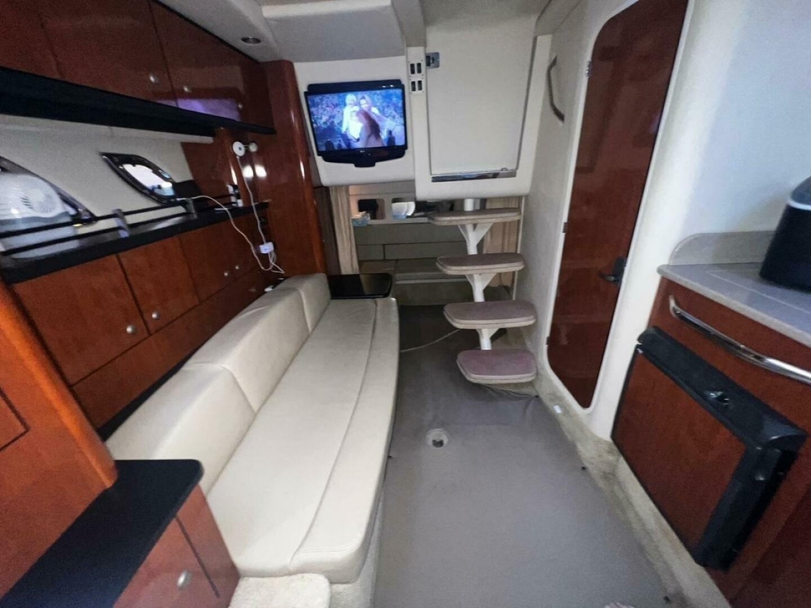 2007 Sea Ray 310 Sundancer