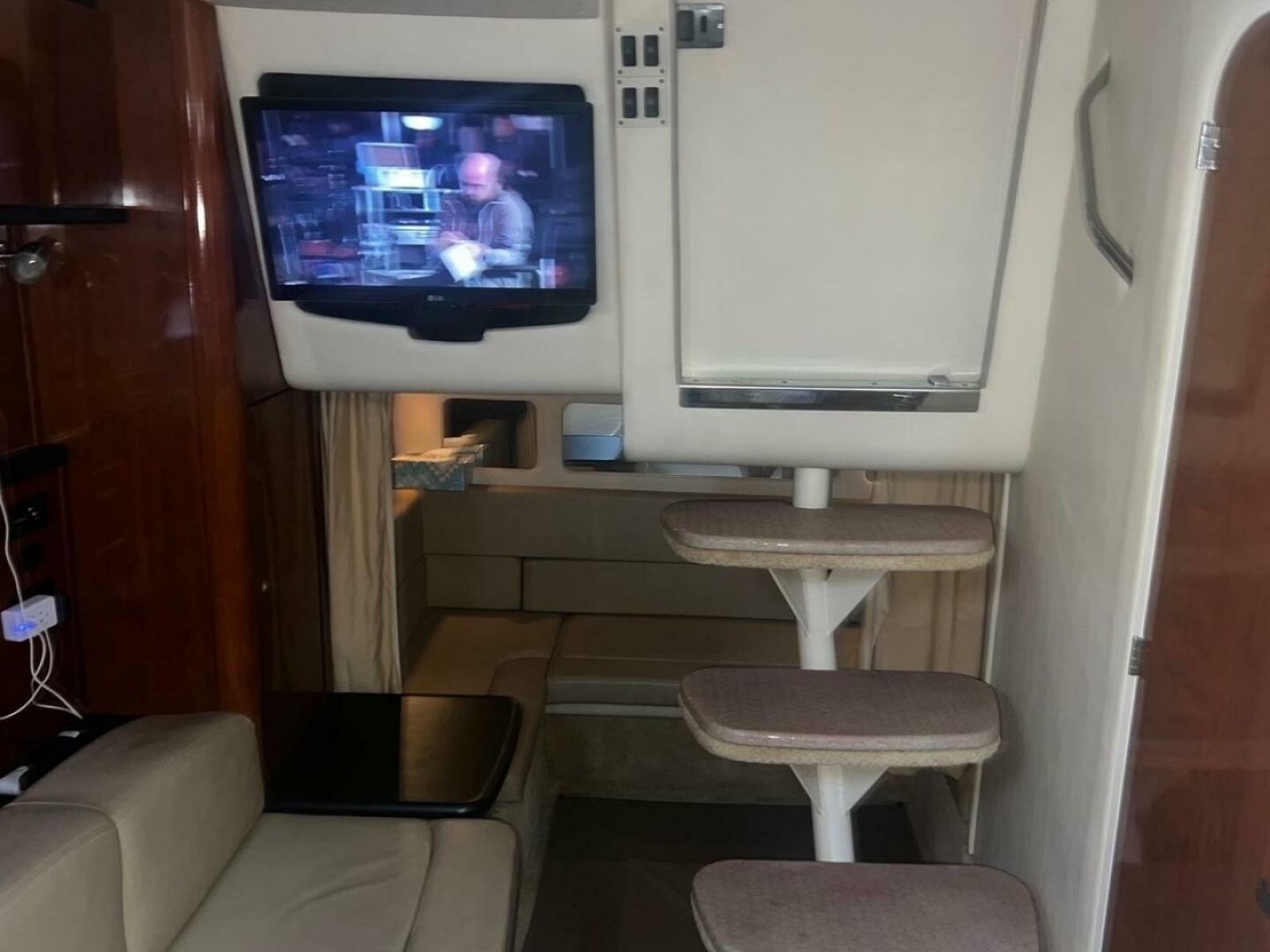 2007 Sea Ray 310 Sundancer