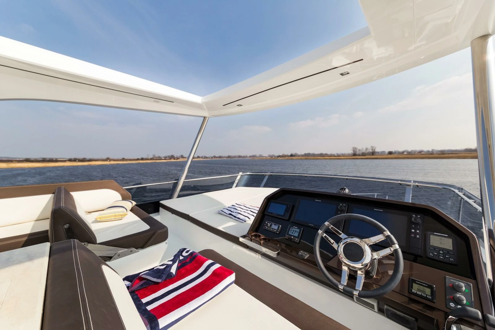 2024 Galeon 640 FLY