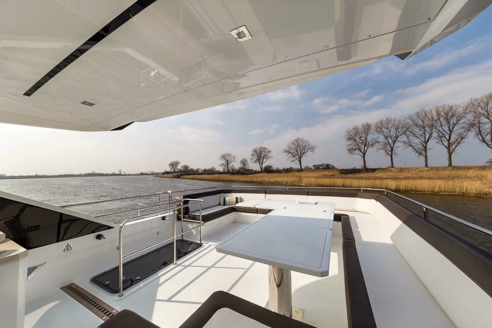 2024 Galeon 640 FLY