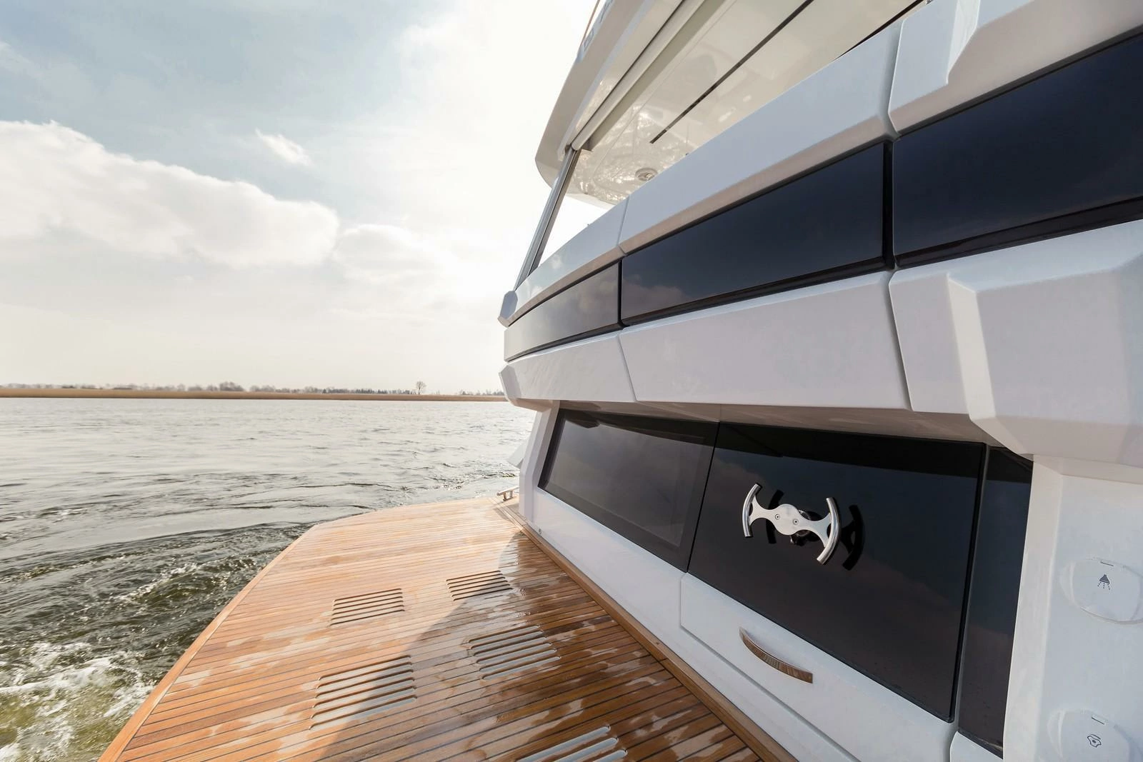 2024 Galeon 640 FLY