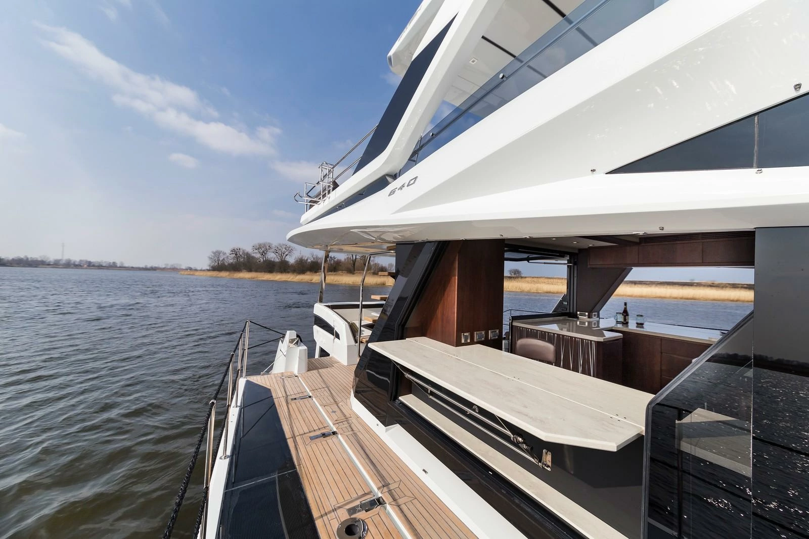 2024 Galeon 640 FLY