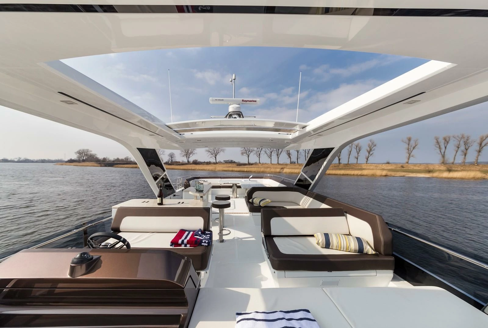 2024 Galeon 640 FLY