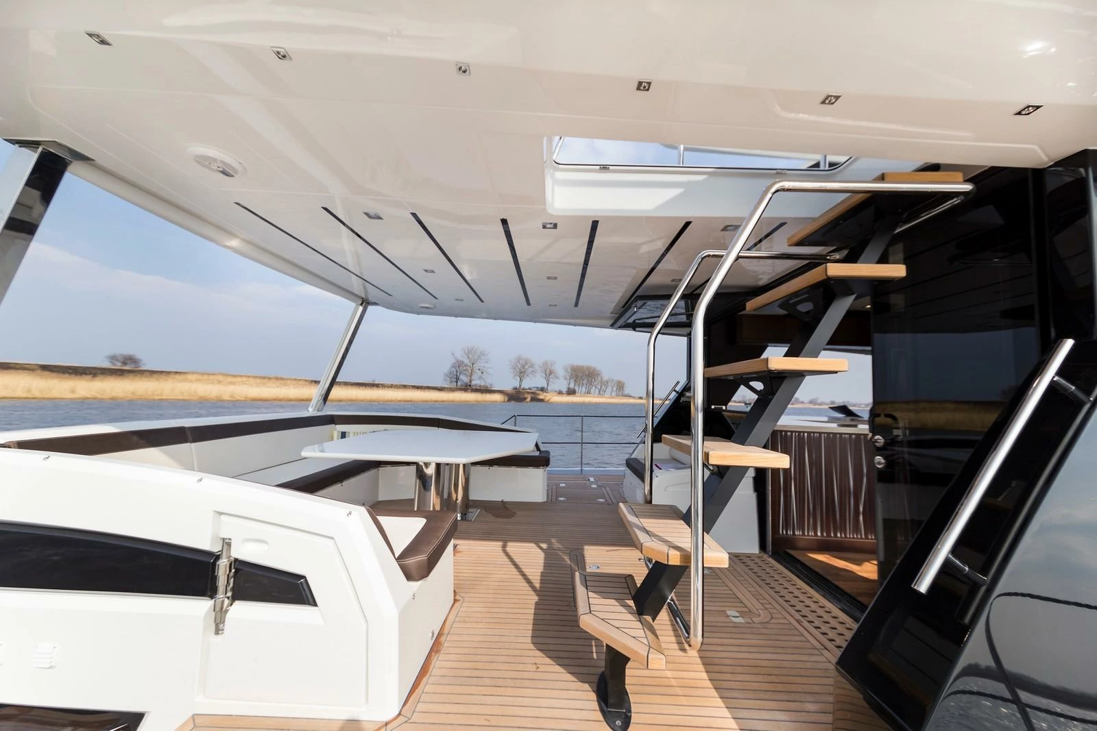 2024 Galeon 640 FLY