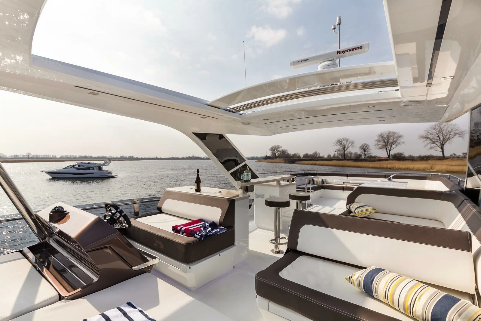 2024 Galeon 640 FLY