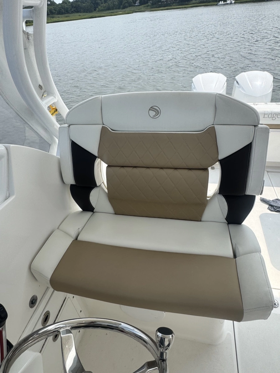2018 Edgewater 280 CX