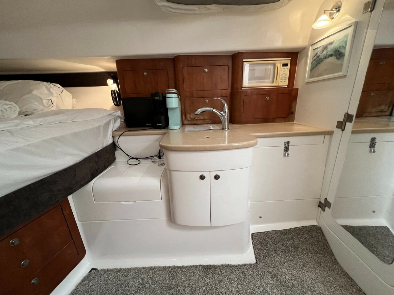 Intrepid 37 FINSURE - Interior 