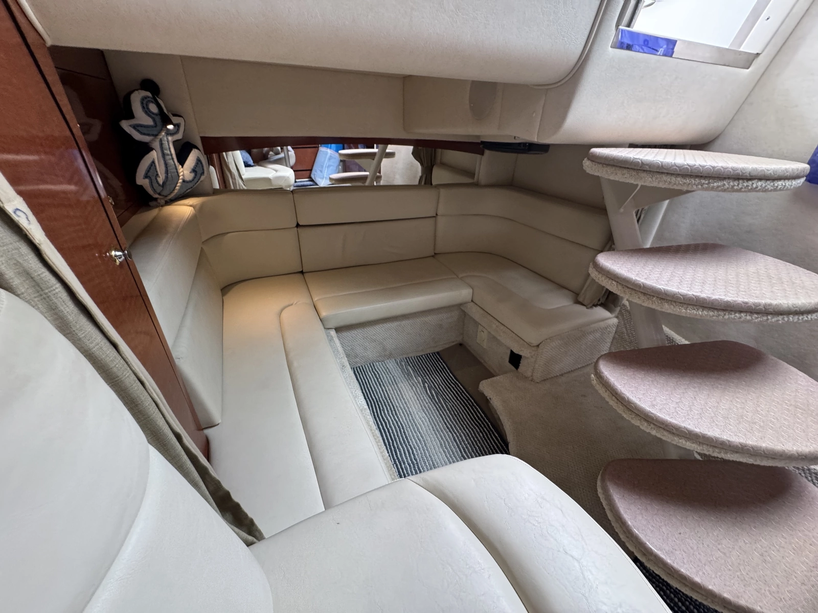 2004 Sea Ray 320 Sundancer