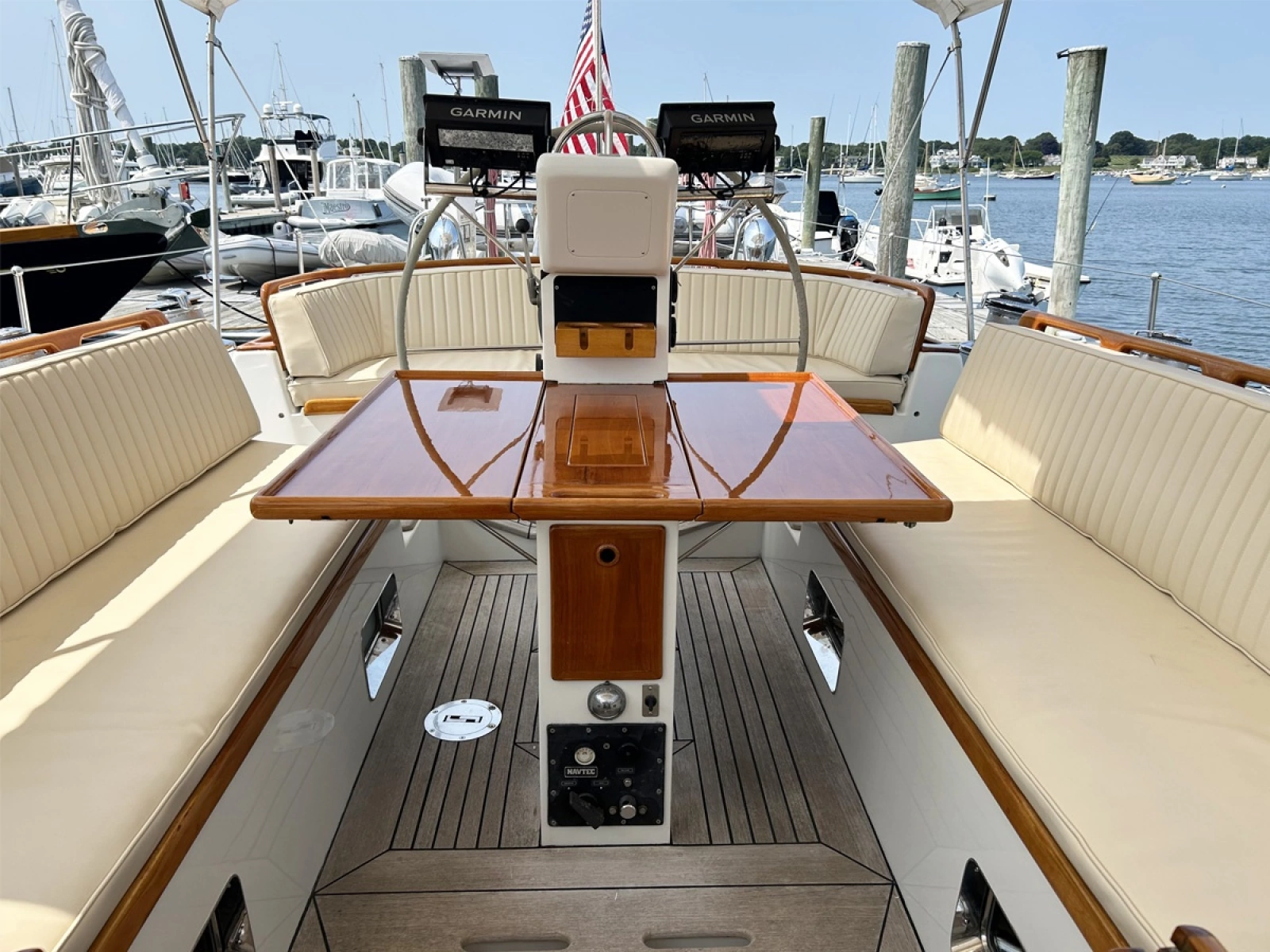Cockpit Aft