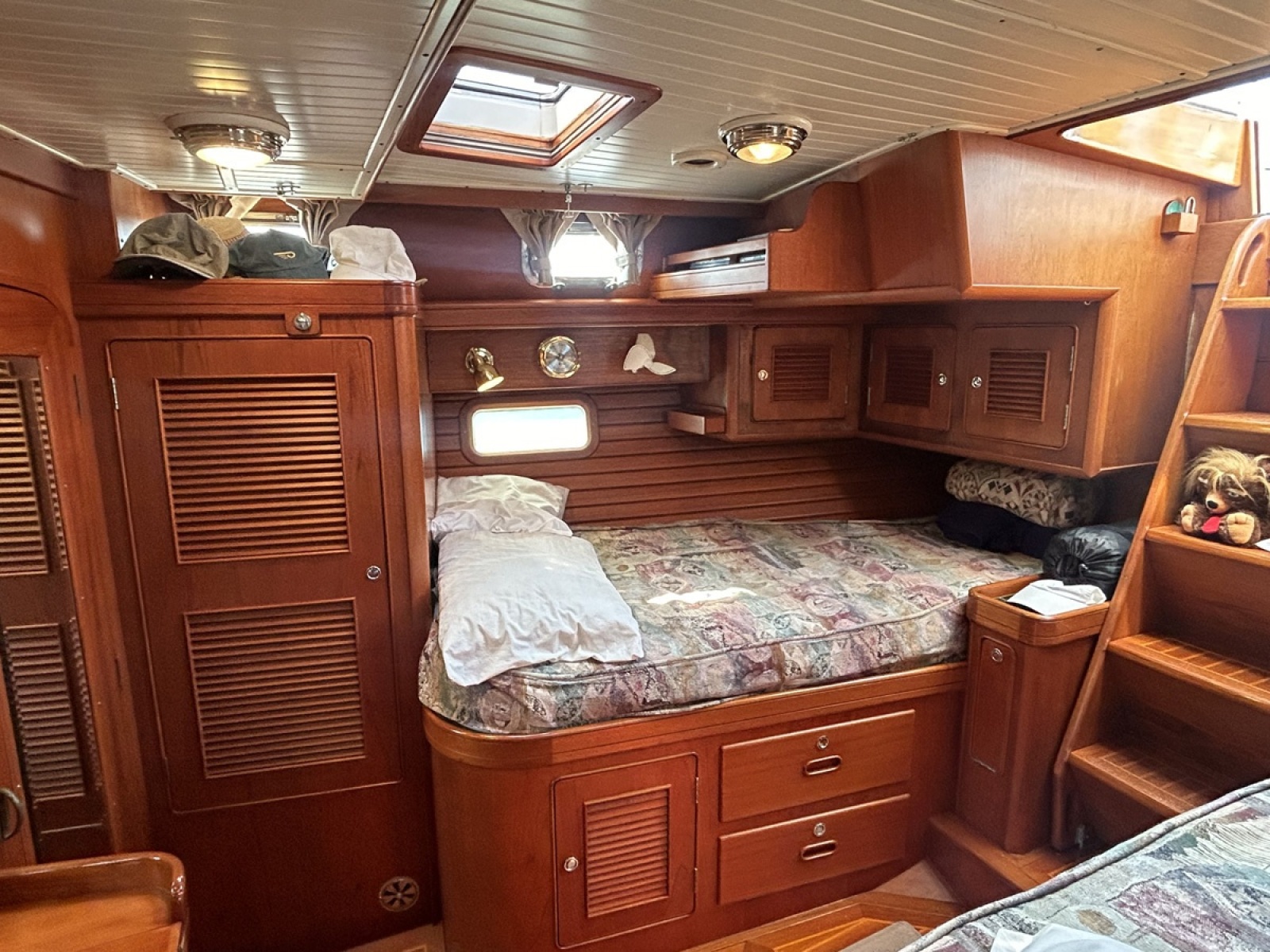 Owners Cabin Starboard