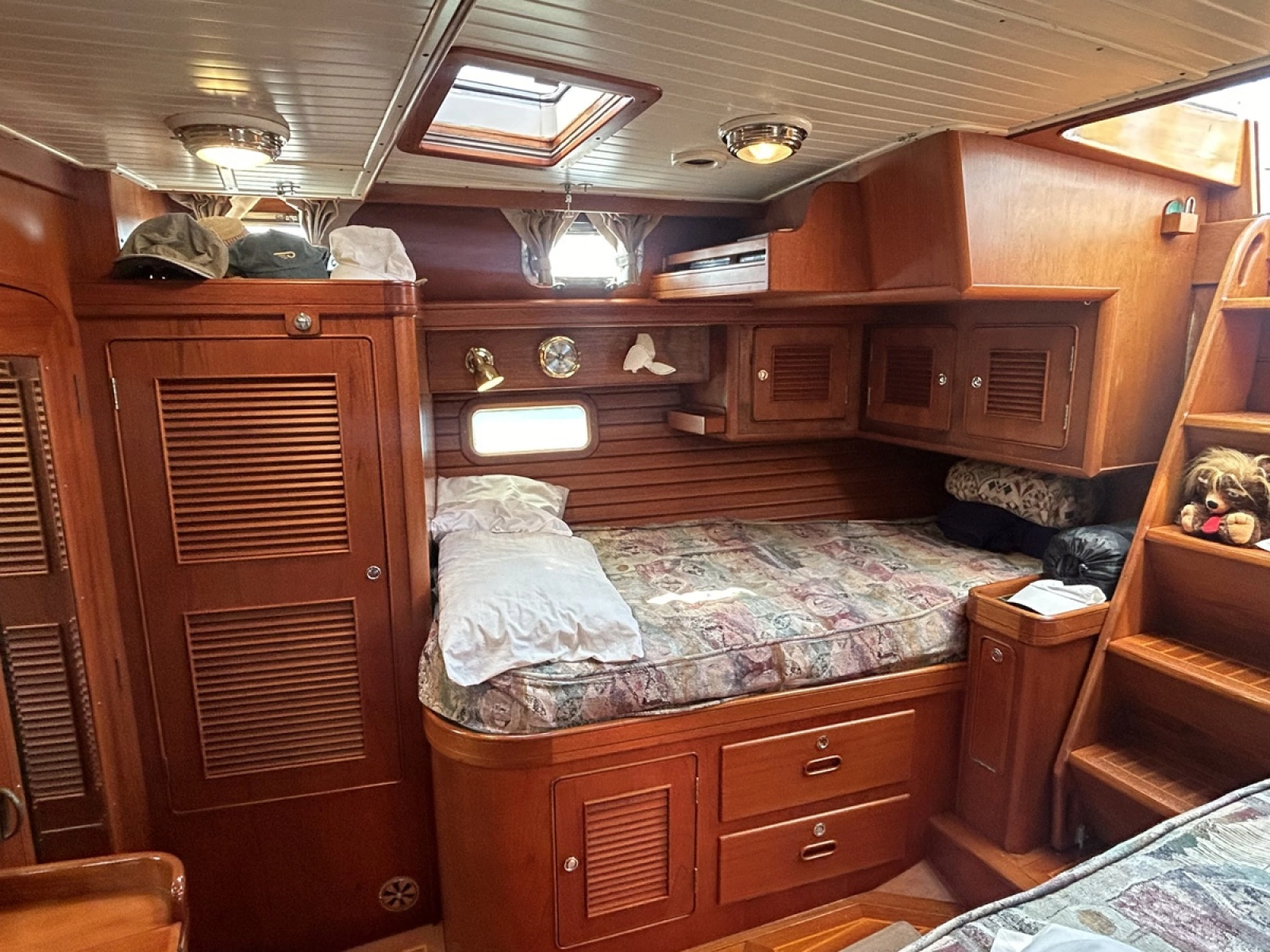 Owners Cabin Starboard