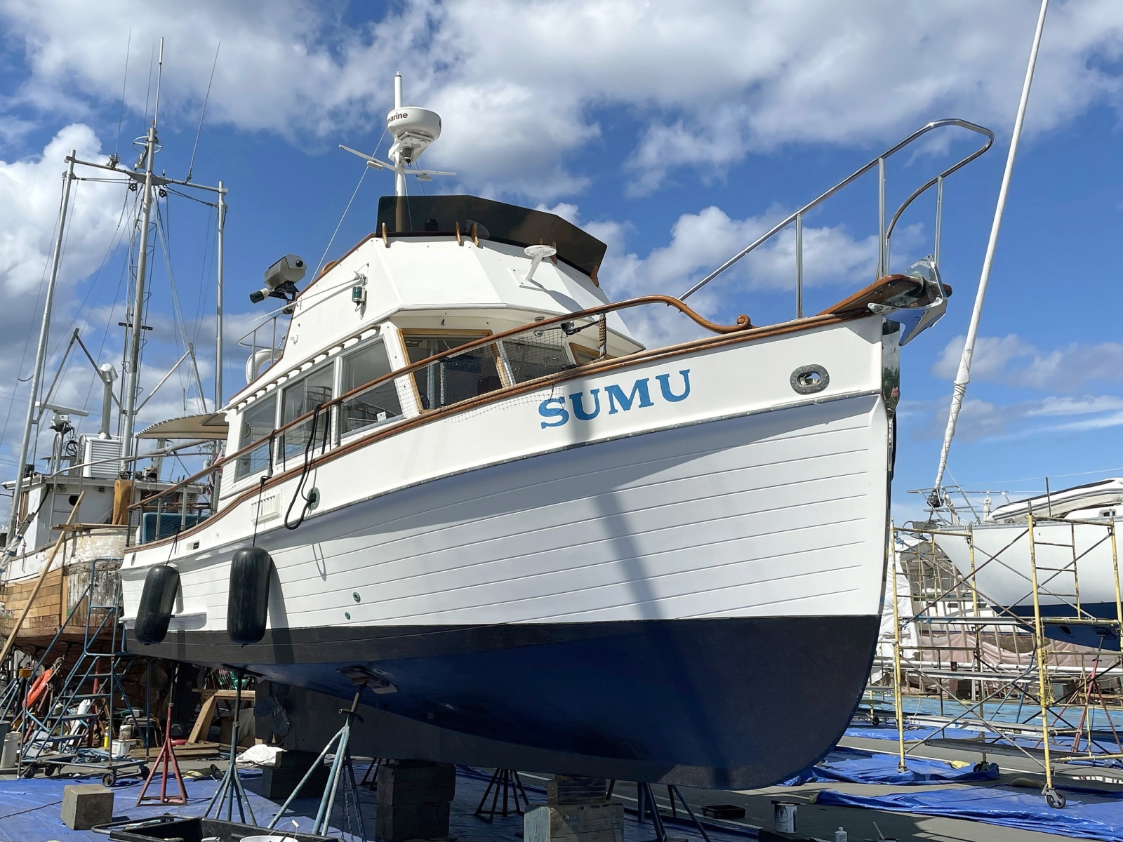 1974 Grand Banks 32