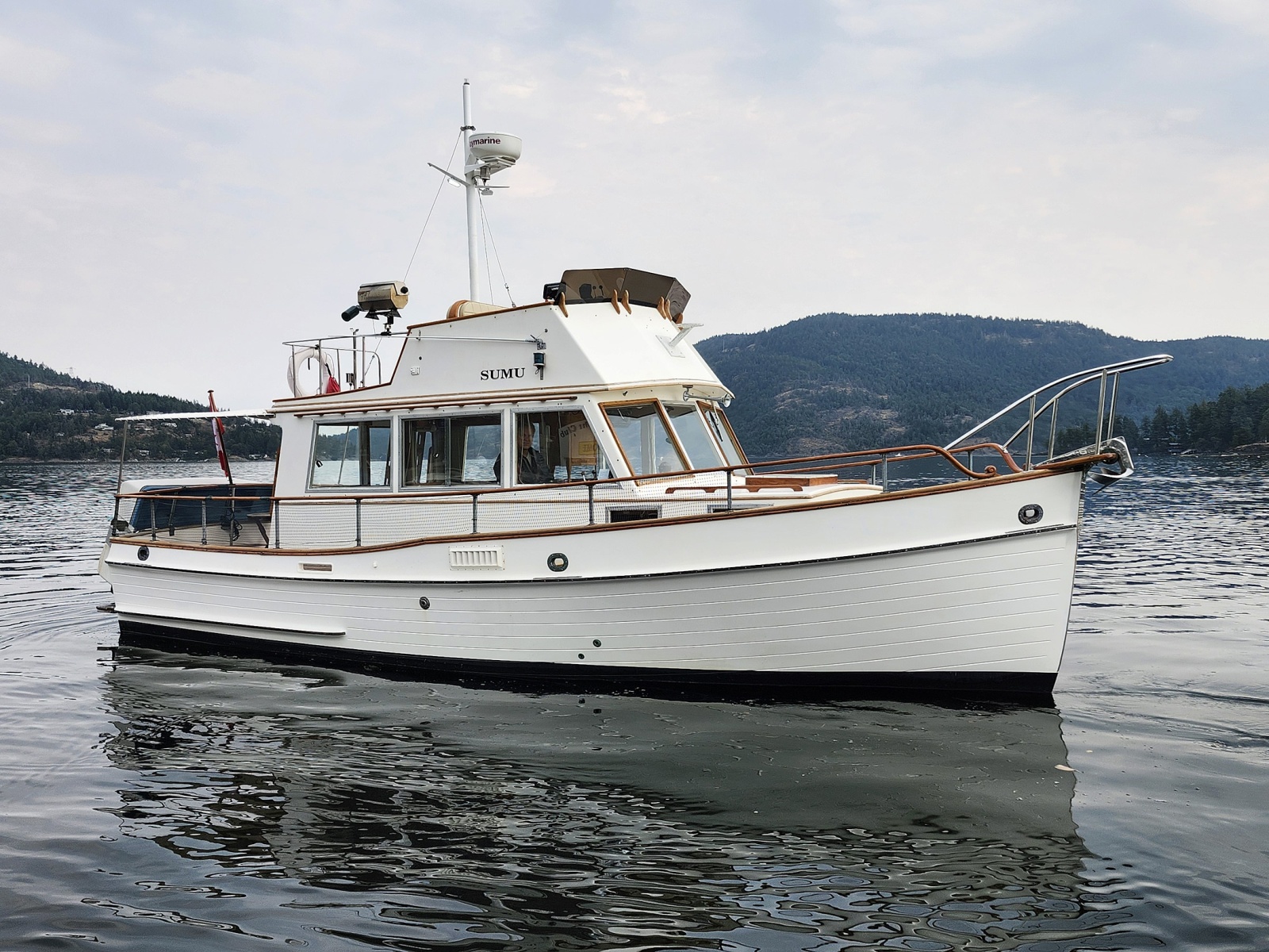 1974 Grand Banks 32