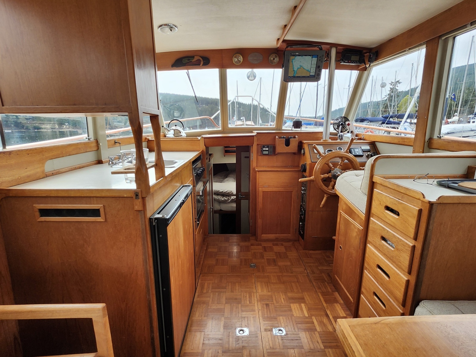 1974 Grand Banks 32